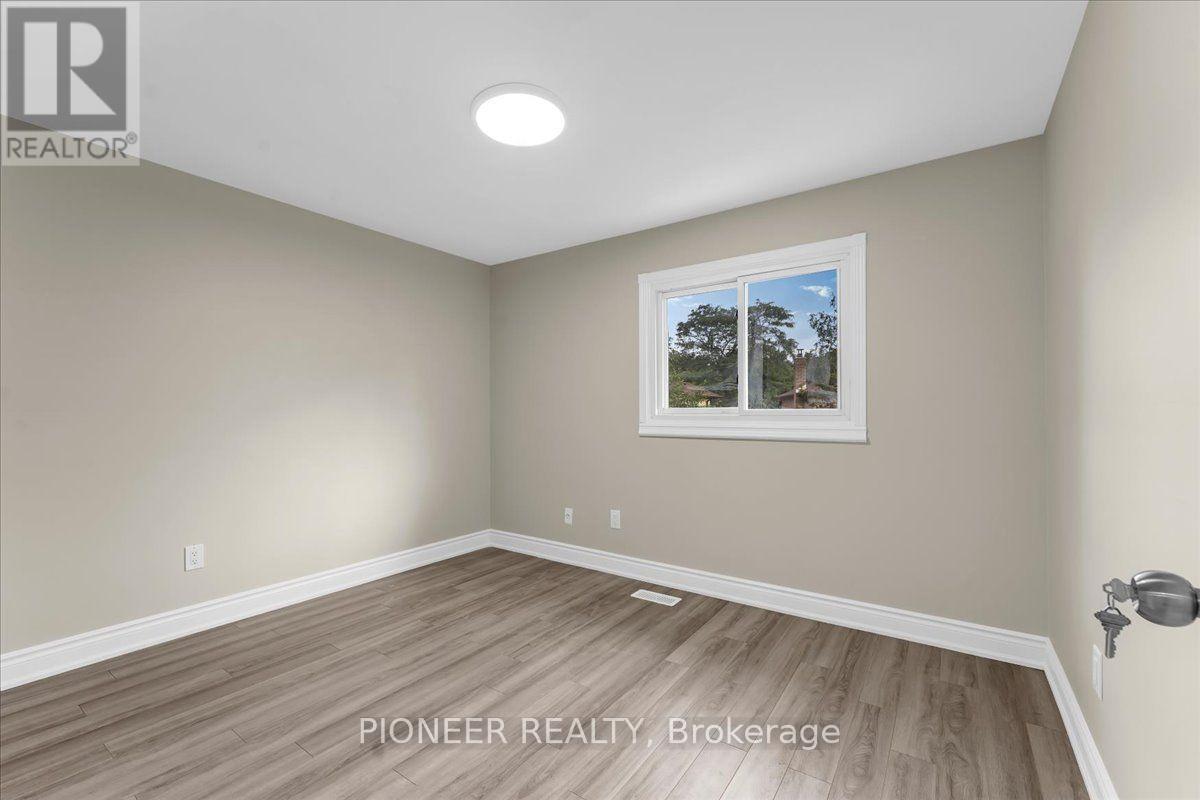22 Wolverton Crescent, Brampton, Ontario  L6S 3L1 - Photo 21 - W13545200