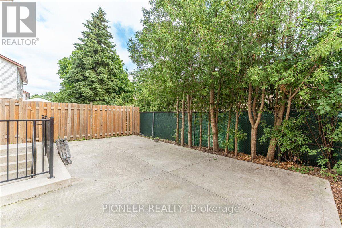 22 Wolverton Crescent, Brampton, Ontario  L6S 3L1 - Photo 35 - W13545200
