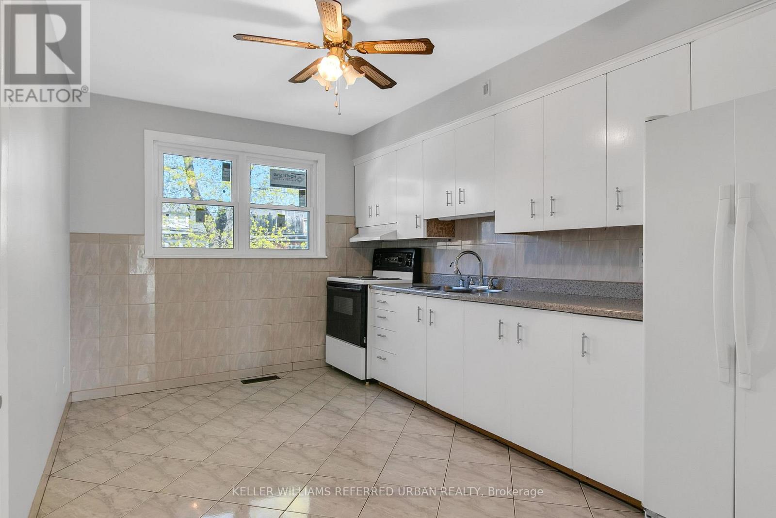 663 Brock Avenue, Toronto, Ontario  M6H 3P1 - Photo 18 - W13557152