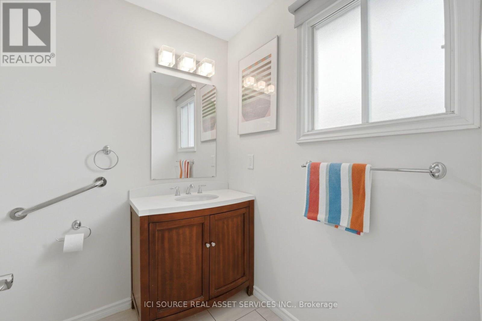 20 Kesteven Crescent, Brampton, Ontario  L6W 4E1 - Photo 18 - W13755336