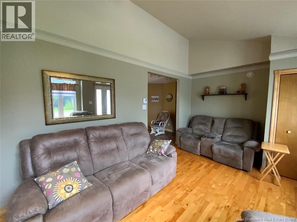 165 Rivière-à-La-Truite Street, Saint-Jacques, New Brunswick  E7B 1Y8 - Photo 5 - NB147730