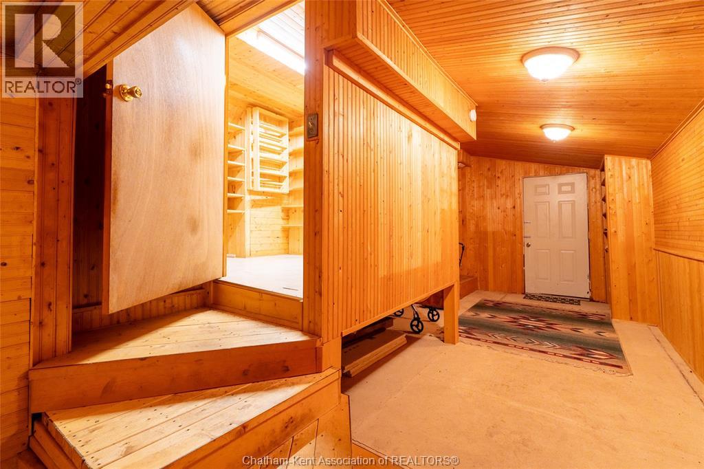 802 Elgin Street, Wallaceburg, Ontario  N8A 3C5 - Photo 14 - 26022441