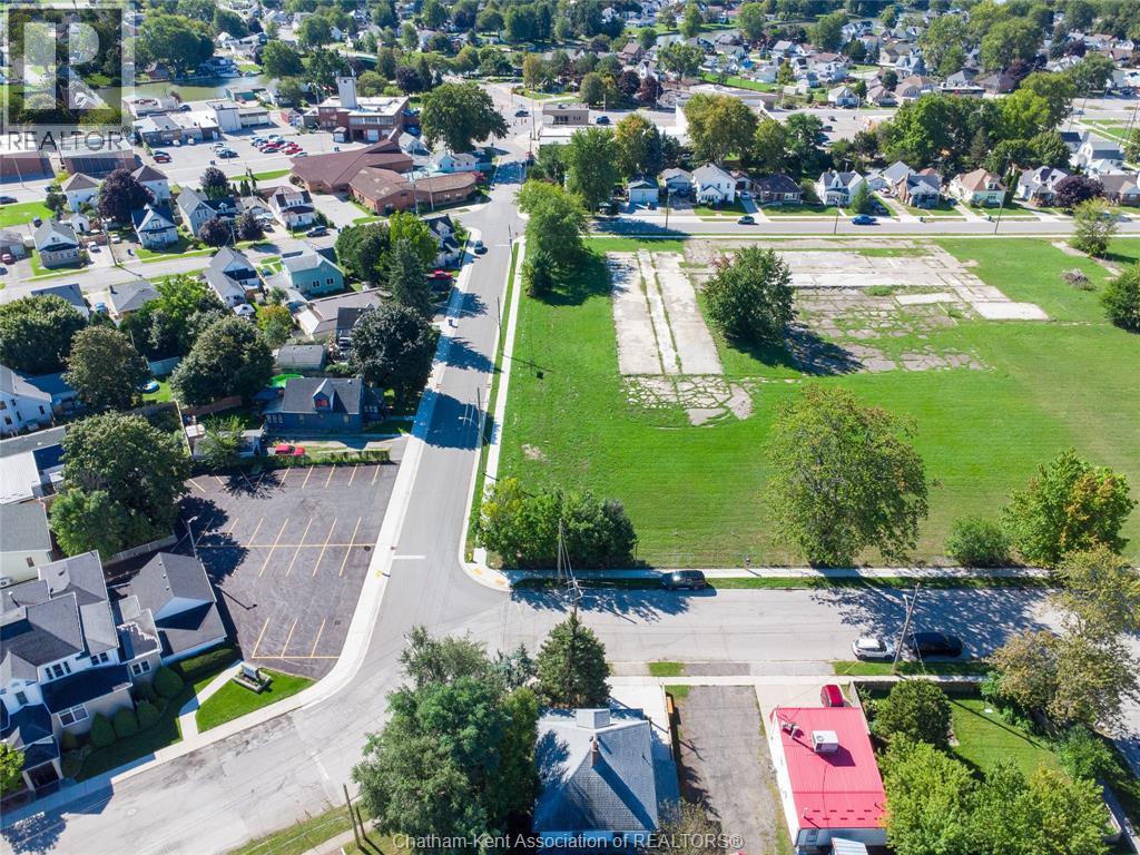 802 Elgin Street, Wallaceburg, Ontario  N8A 3C5 - Photo 47 - 26022441