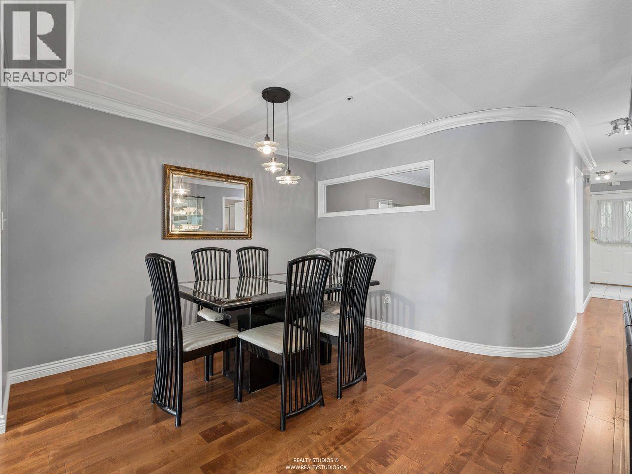 111 2250 Se Marine Drive, Vancouver, British Columbia V5P 2S2 - Photo 2 - R3164954