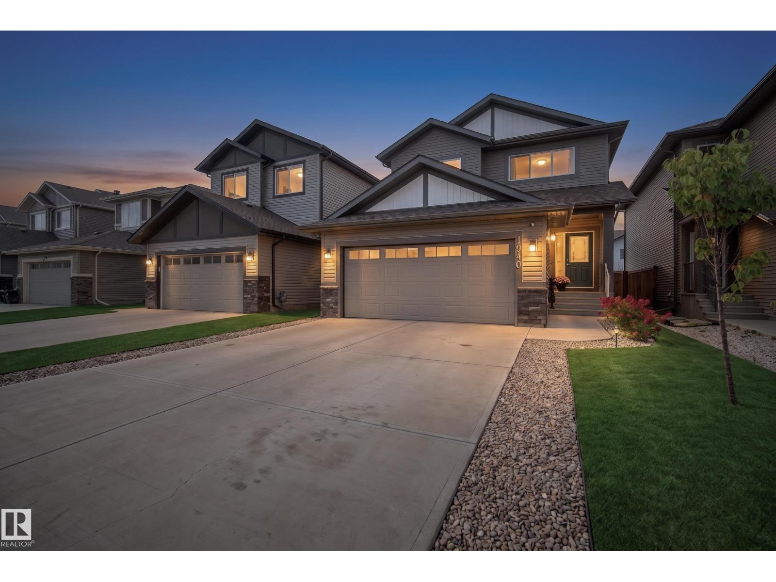 1940 WESTERRA LN, Stony Plain, Alberta