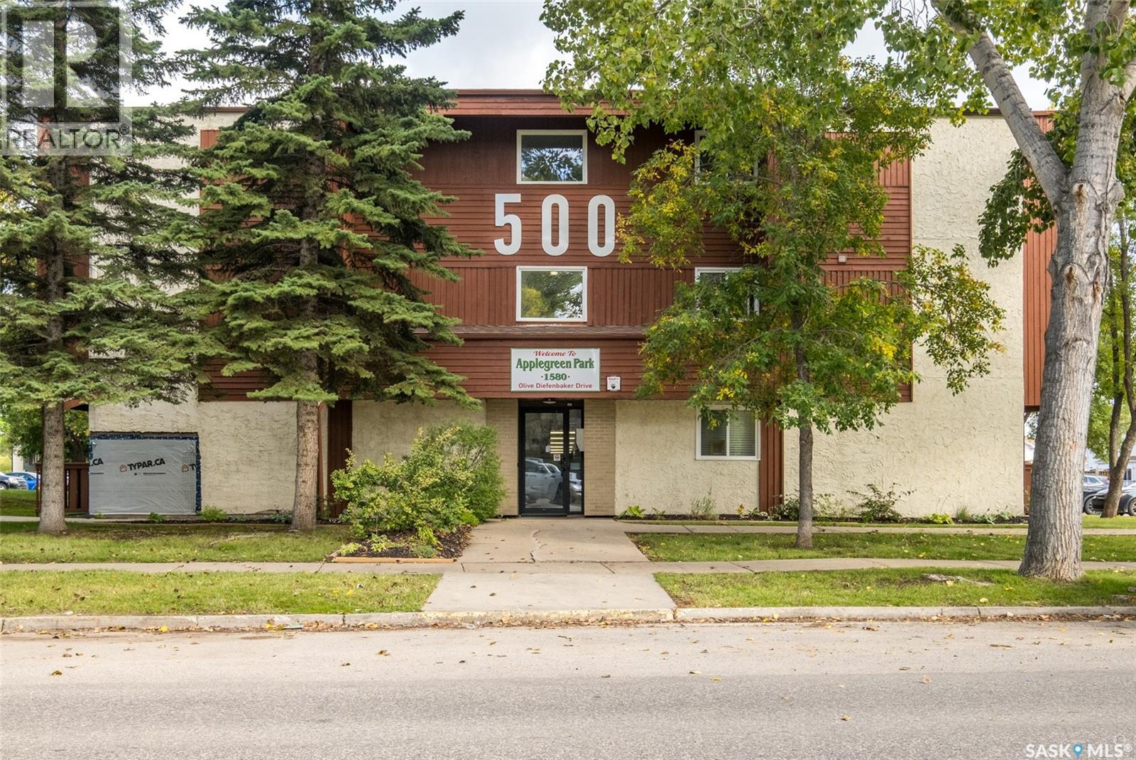 513 1580 Olive Diefenbaker Drive, Prince Albert, Saskatchewan  S6V 7M6 - Photo 2 - SK048431