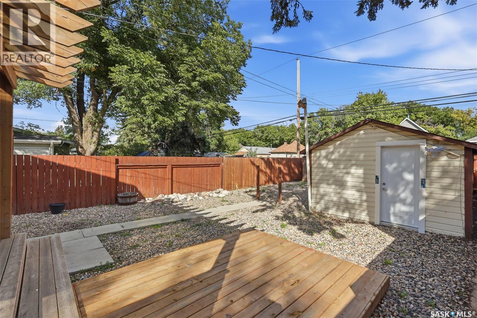 1304 C Avenue N, Saskatoon, Saskatchewan  S7L 1K8 - Photo 34 - SK048426