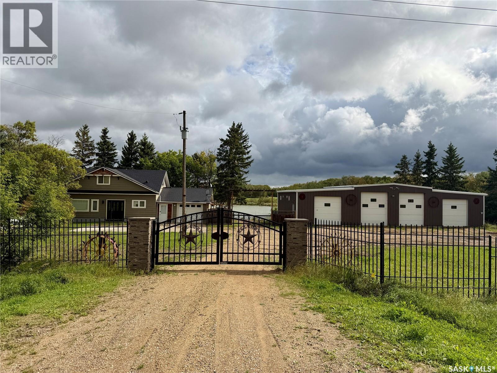 44.63 Acre Acreage-Glaslyn On Sibbald Lake, Sibbald Lake, Saskatchewan  S0M 0Y0 - Photo 2 - SK048415