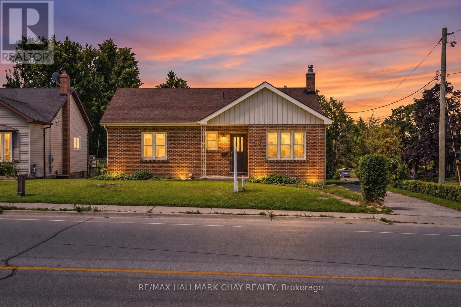 174 ST VINCENT STREET, Barrie, Ontario