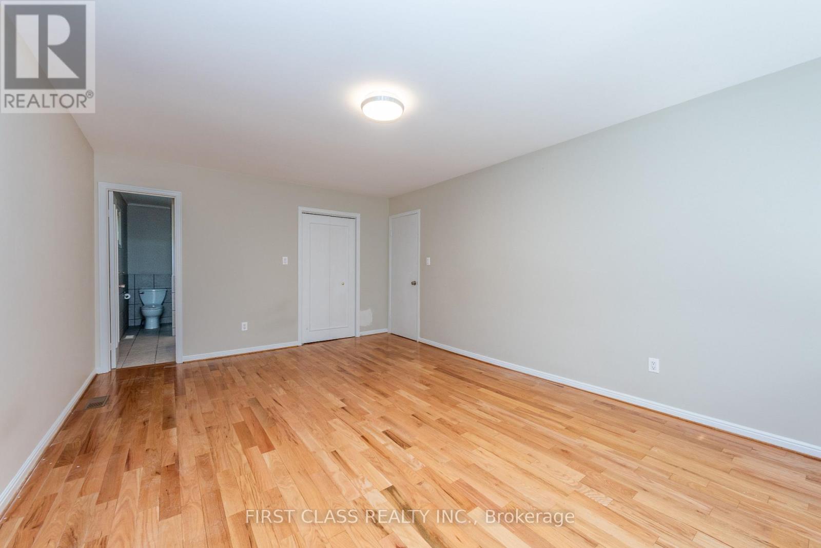 479 Isabella Avenue, Mississauga, Ontario  L5B 2G4 - Photo 11 - W13766410
