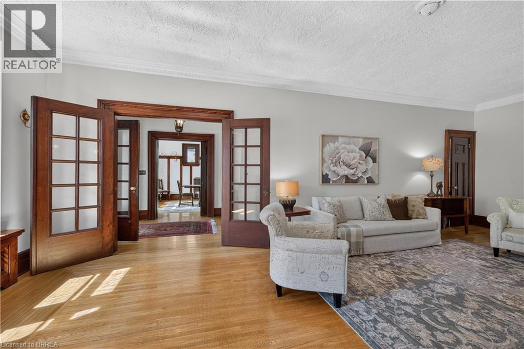 29 Lorne Crescent, Brantford, Ontario  N3T 4L8 - Photo 8 - 40862857