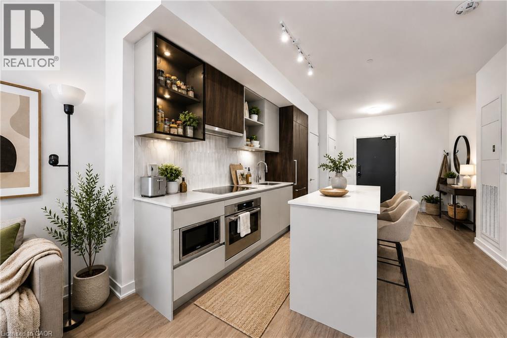 395 Dundas Street W Unit# 221, Oakville, Ontario  L6M 4M2 - Photo 6 - 40863077