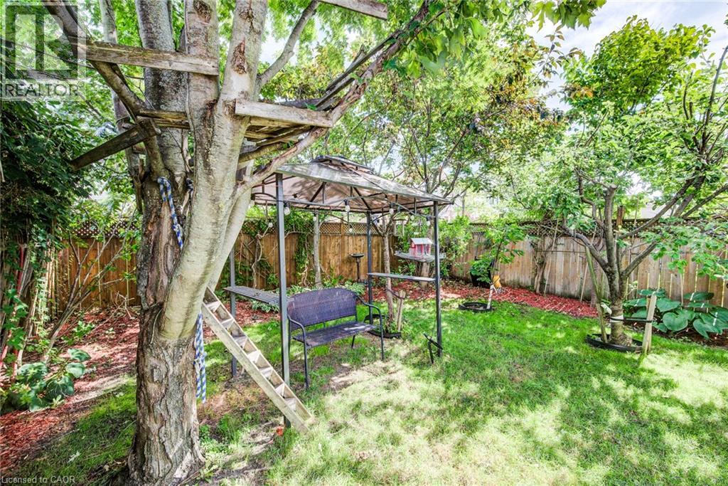 1089 Copper Leaf Crescent, Kitchener, Ontario  N2E 3W4 - Photo 31 - 40863154