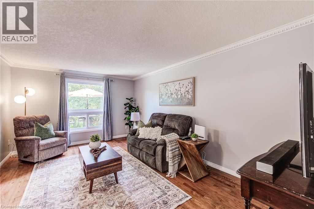 1089 Copper Leaf Crescent, Kitchener, Ontario  N2E 3W4 - Photo 5 - 40863154