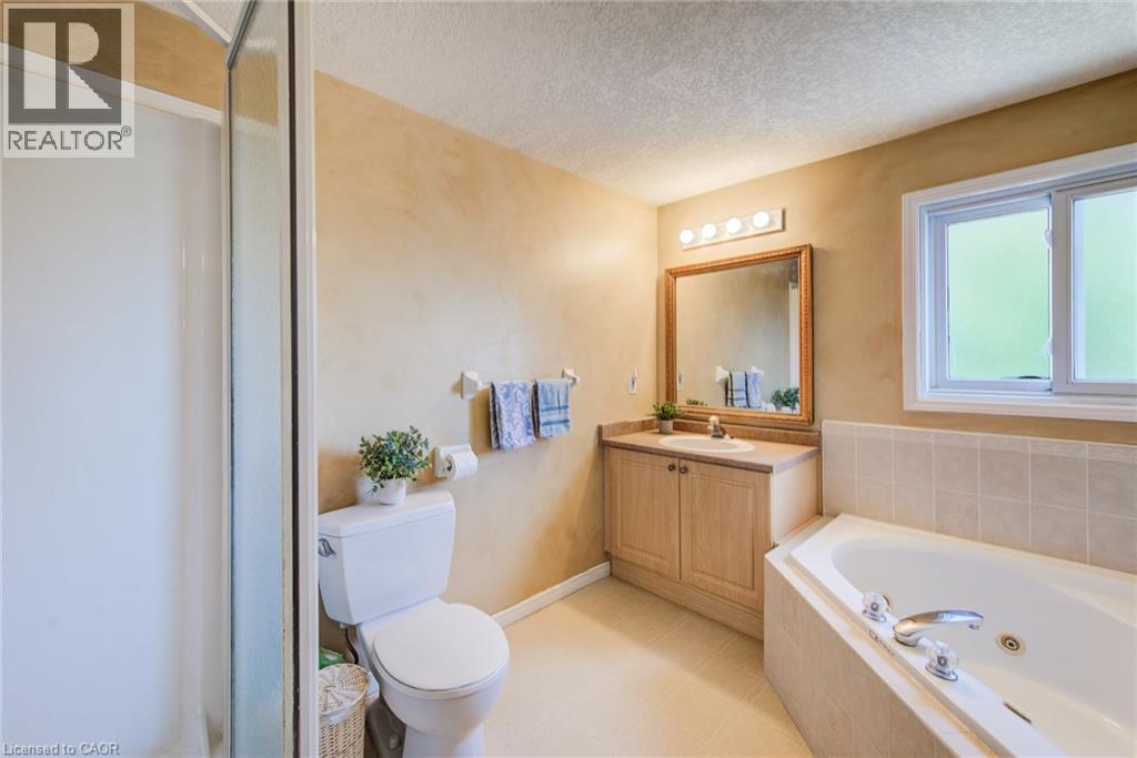 1089 Copper Leaf Crescent, Kitchener, Ontario  N2E 3W4 - Photo 20 - 40863154