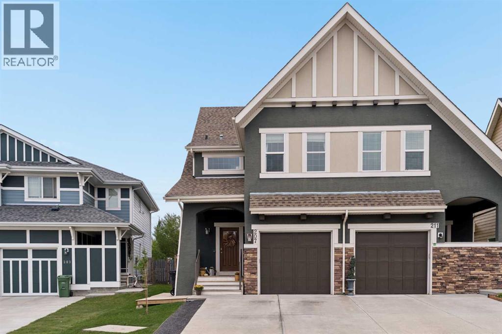207 Mahogany Grove SE, Calgary, Alberta