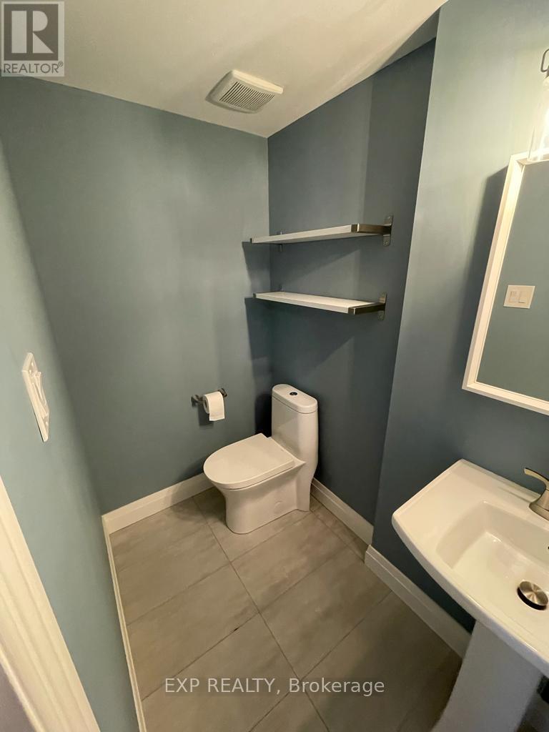 203 Thornbury Crescent, Ottawa, Ontario  K2G 6B9 - Photo 4 - X13782080