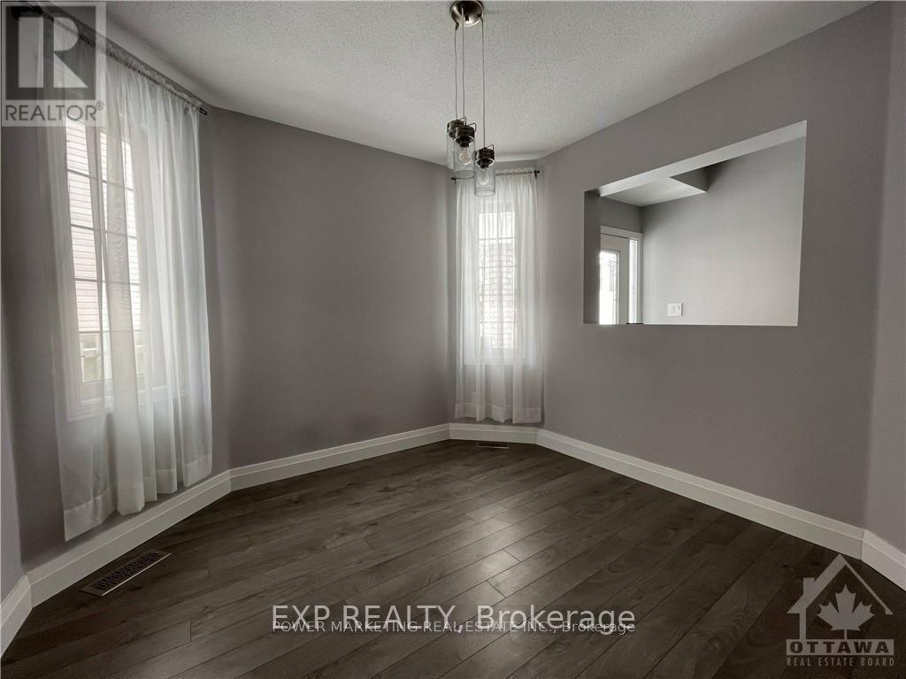 203 Thornbury Crescent, Ottawa, Ontario  K2G 6B9 - Photo 7 - X13782080