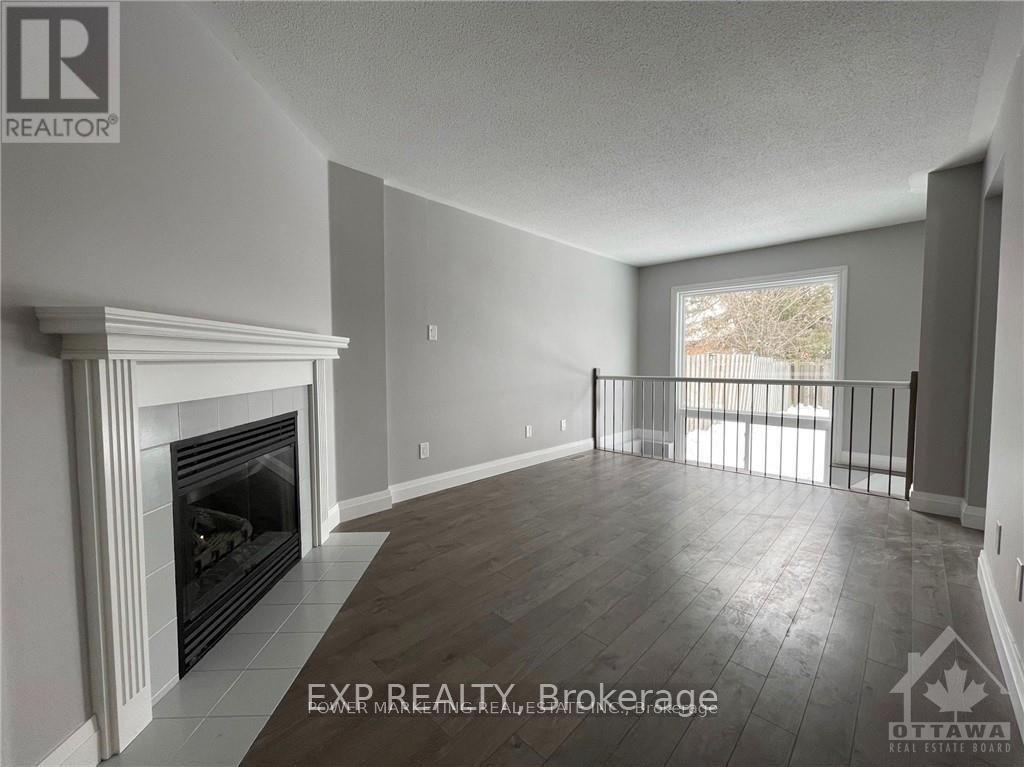 203 Thornbury Crescent, Ottawa, Ontario  K2G 6B9 - Photo 8 - X13782080
