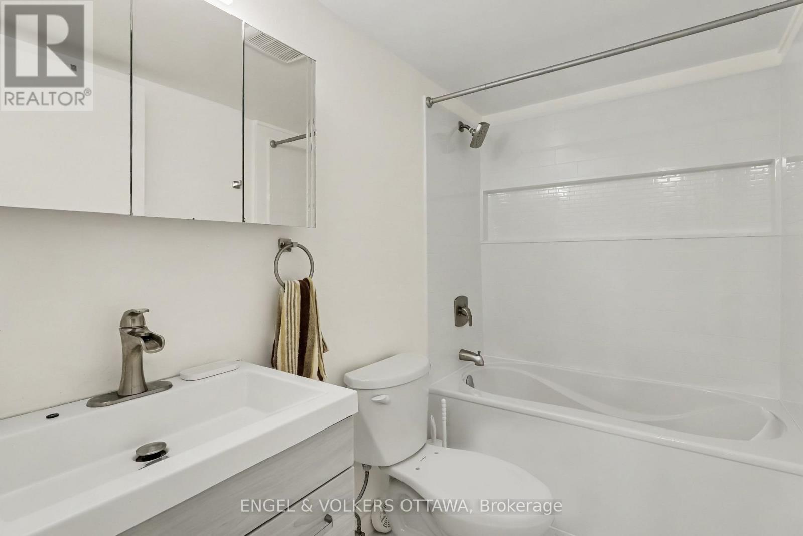 319 - 316 Lorry Greenberg Drive, Ottawa, Ontario  K1T 2P4 - Photo 15 - X13782298