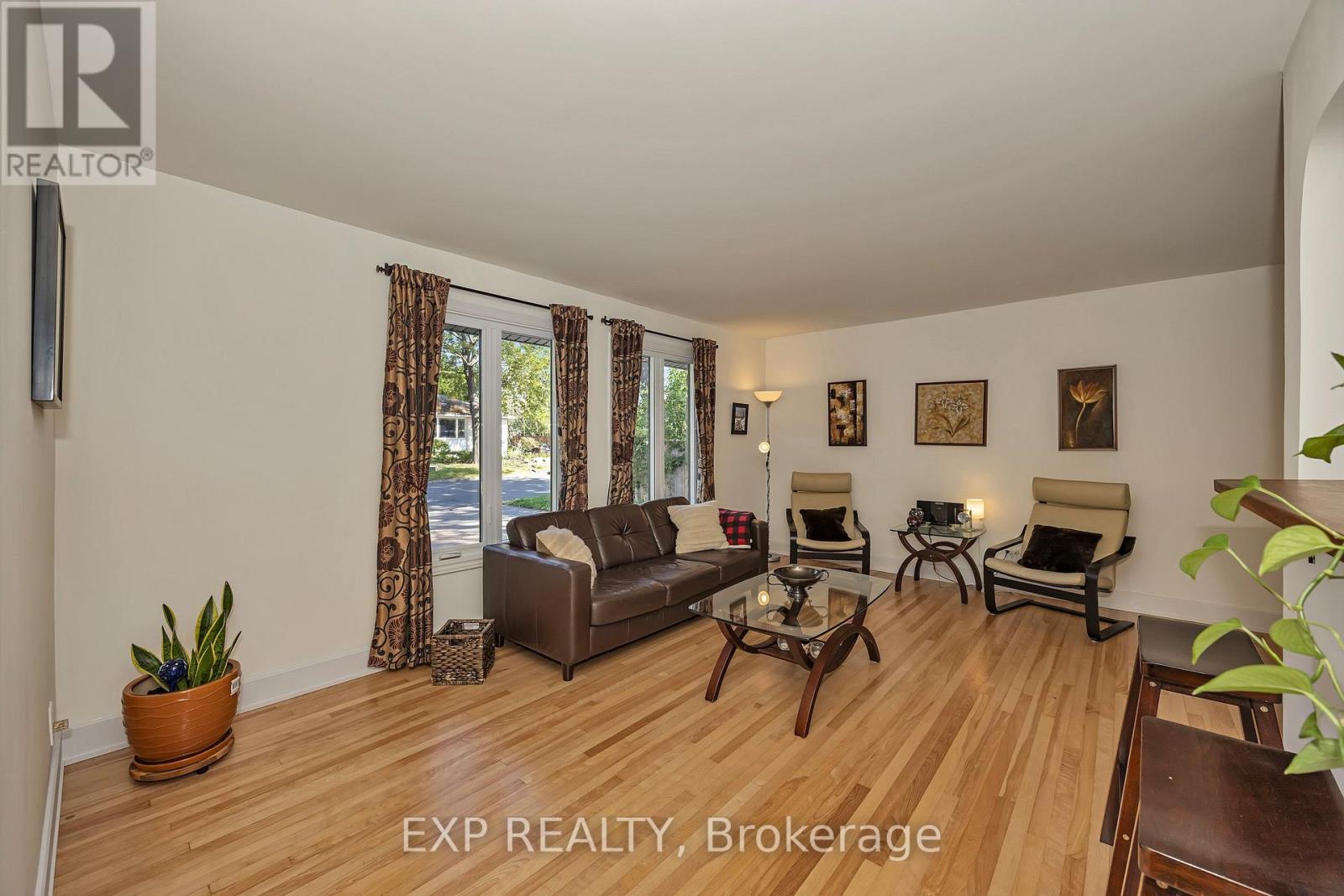 1190 Parkway Drive, Ottawa, Ontario  K2C 2W2 - Photo 4 - X13782316
