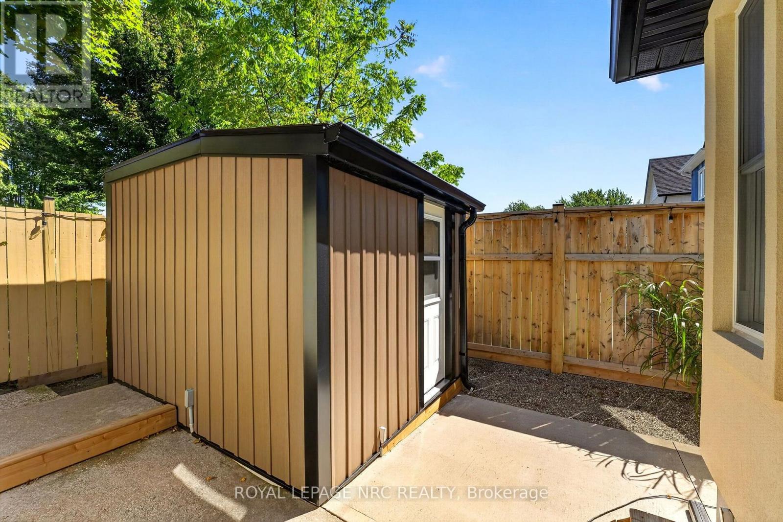 220 Rosewood Avenue, Fort Erie, Ontario  L0S 1B0 - Photo 41 - X13782266
