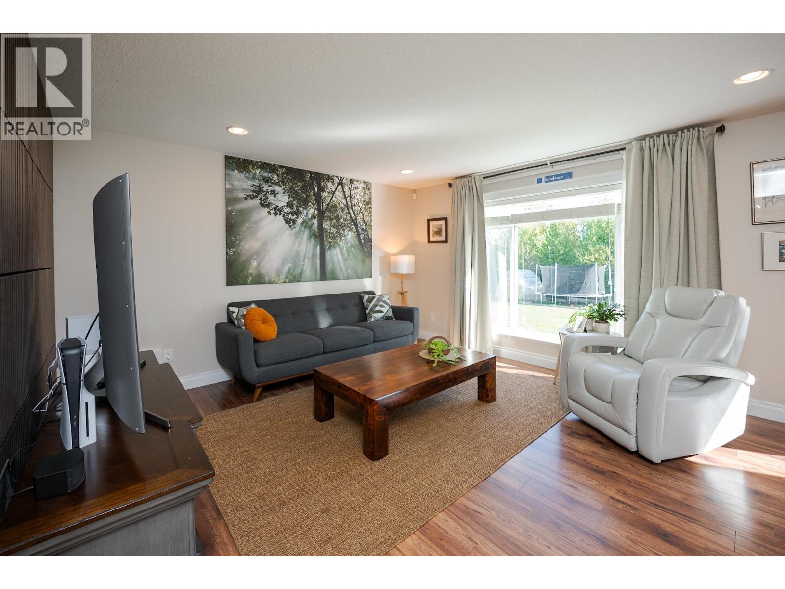 5882 Virk Place, Prince George, British Columbia  V2N 6J1 - Photo 5 - R3164963