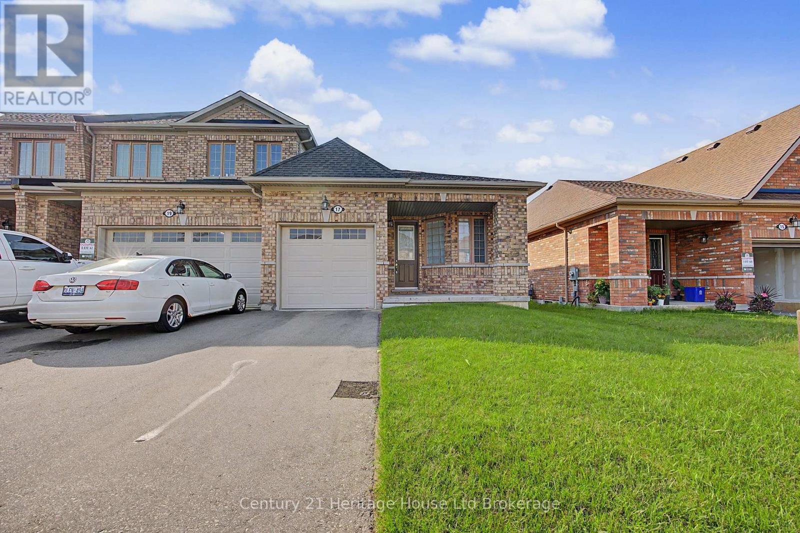 17 HARWOOD STREET, Tillsonburg, Ontario