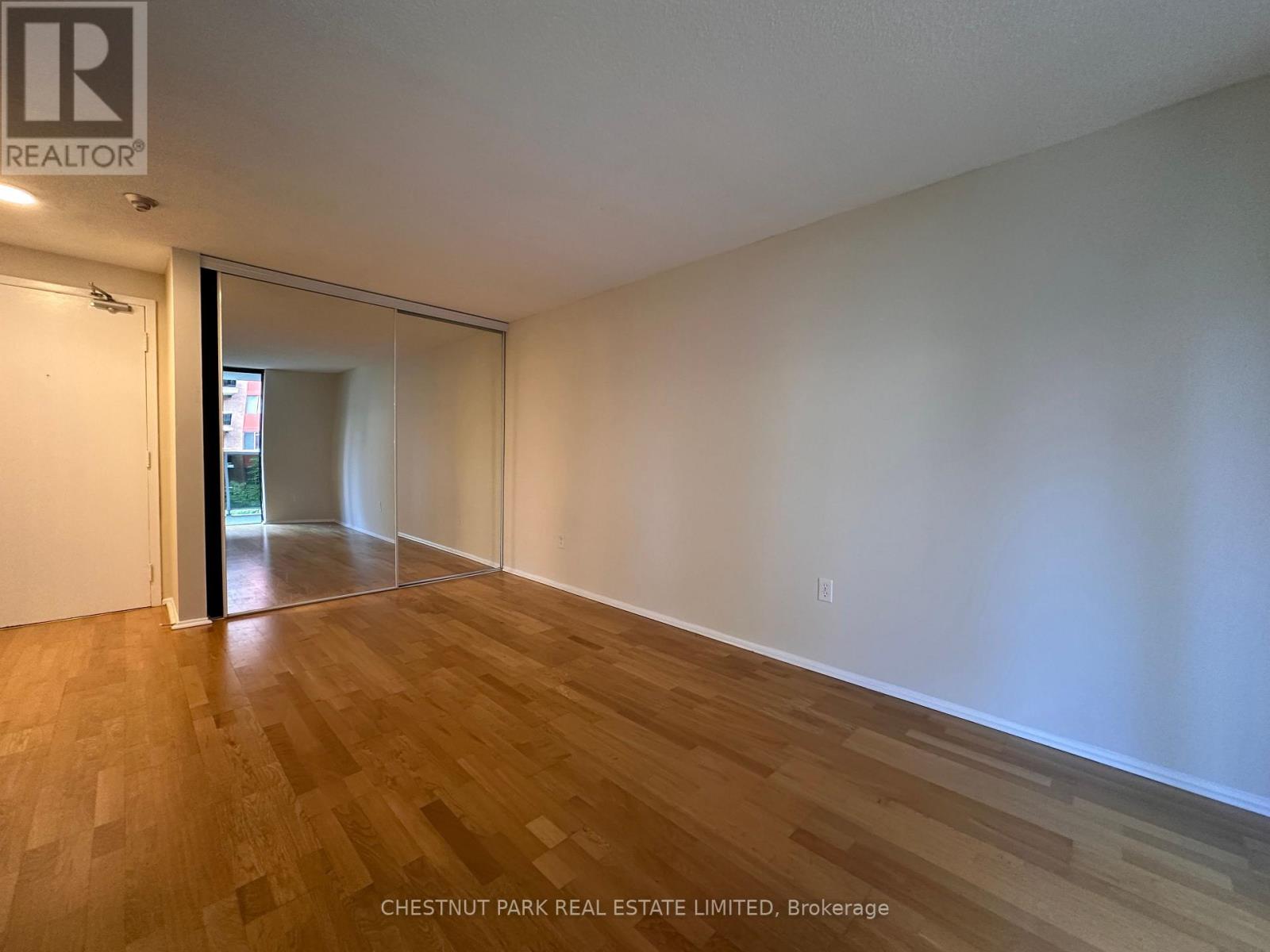 621 - 20 Saint Patrick Street, Toronto, Ontario  M5T 2Y4 - Photo 4 - C13782118