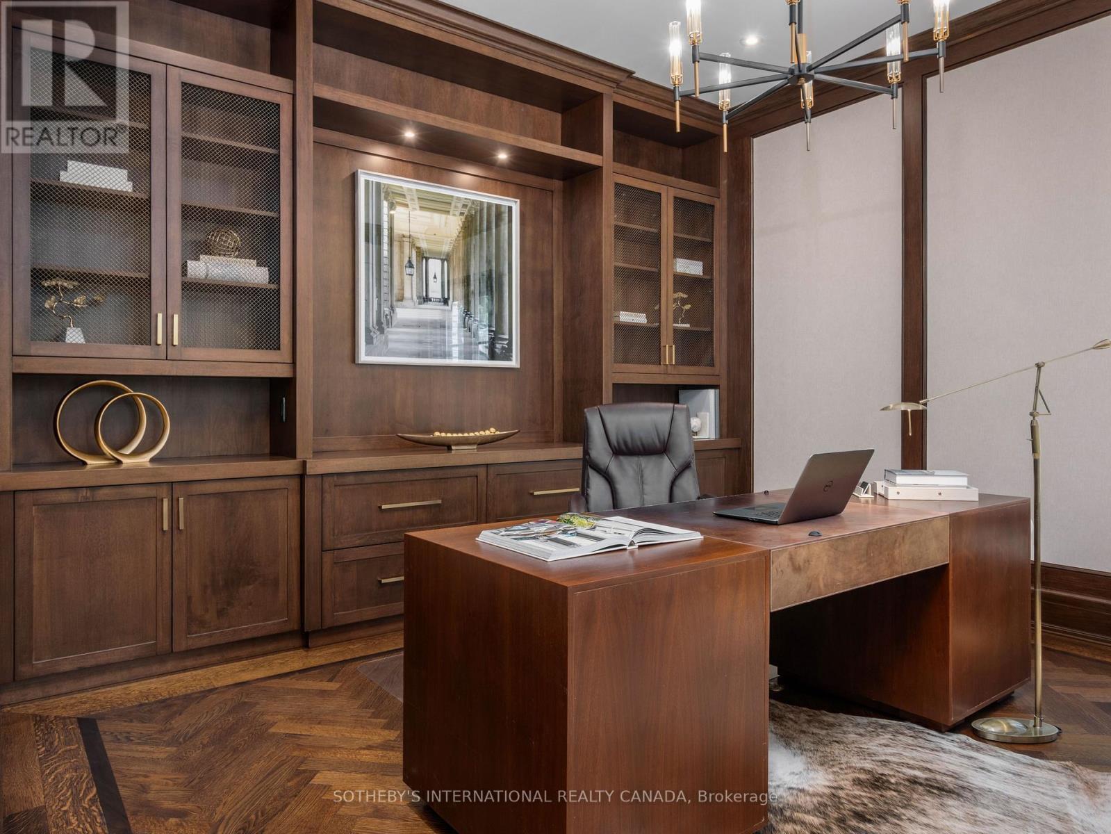 22 Brookfield Road, Toronto, Ontario  M2P 1A9 - Photo 18 - C13782120