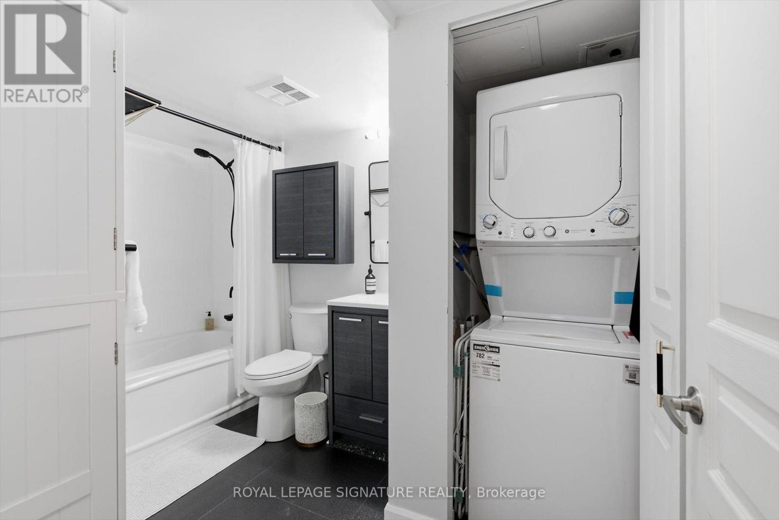704 - 323 Richmond Street E, Toronto, Ontario  M5A 4R3 - Photo 14 - C13782198