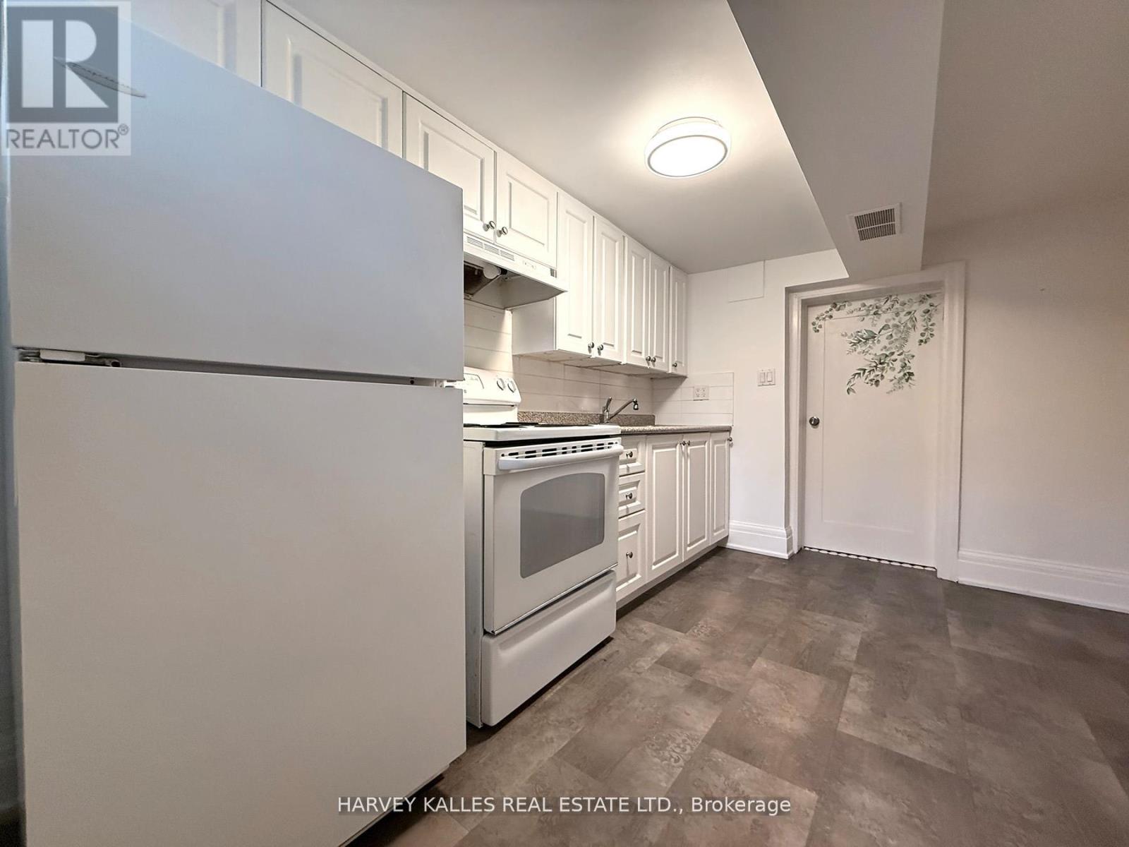 Bsmt - 807 Duplex Avenue, Toronto, Ontario  M4R 1W6 - Photo 8 - C13782246