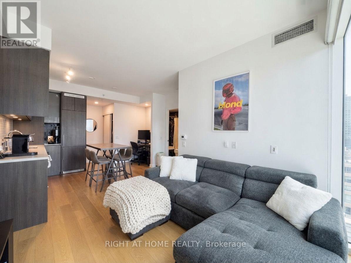 1507 - 115 BLUE JAYS WAY, Toronto, Ontario