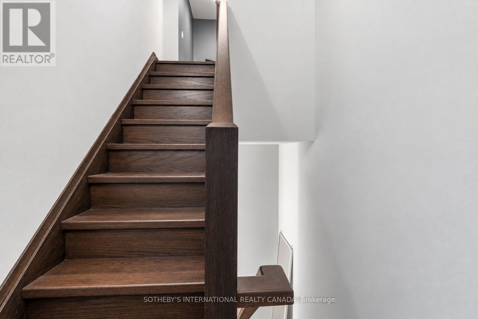 Th7 - 20 Bruyeres Mews, Toronto, Ontario  M5V 0G8 - Photo 10 - C13782278