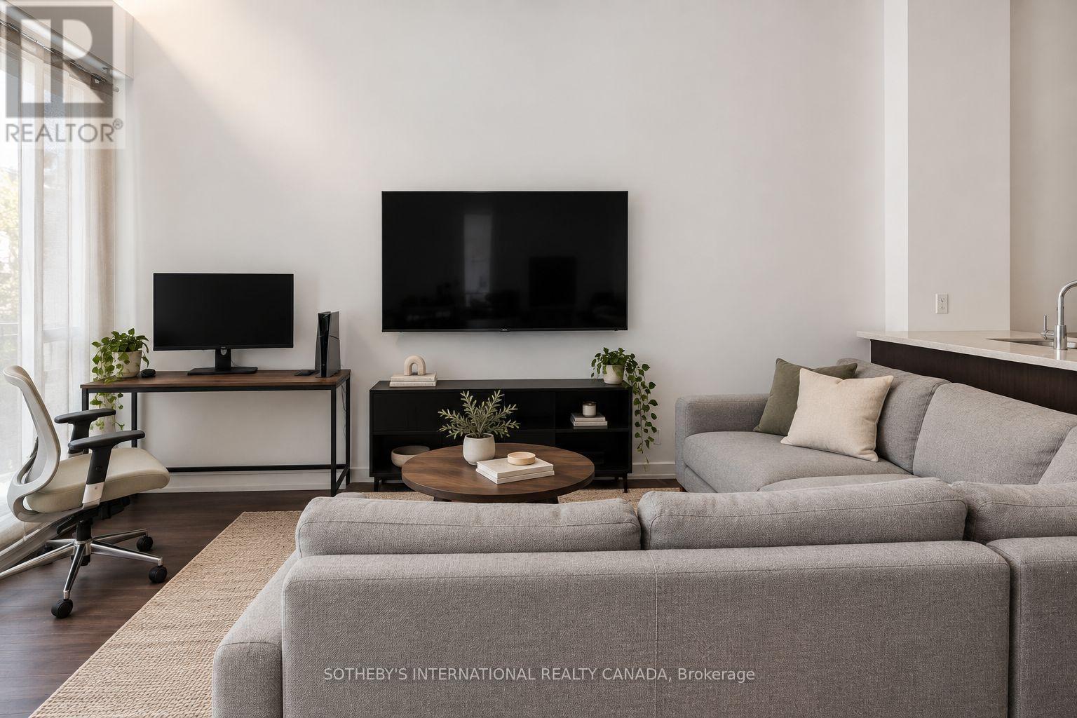 Th7 - 20 Bruyeres Mews, Toronto, Ontario  M5V 0G8 - Photo 2 - C13782278