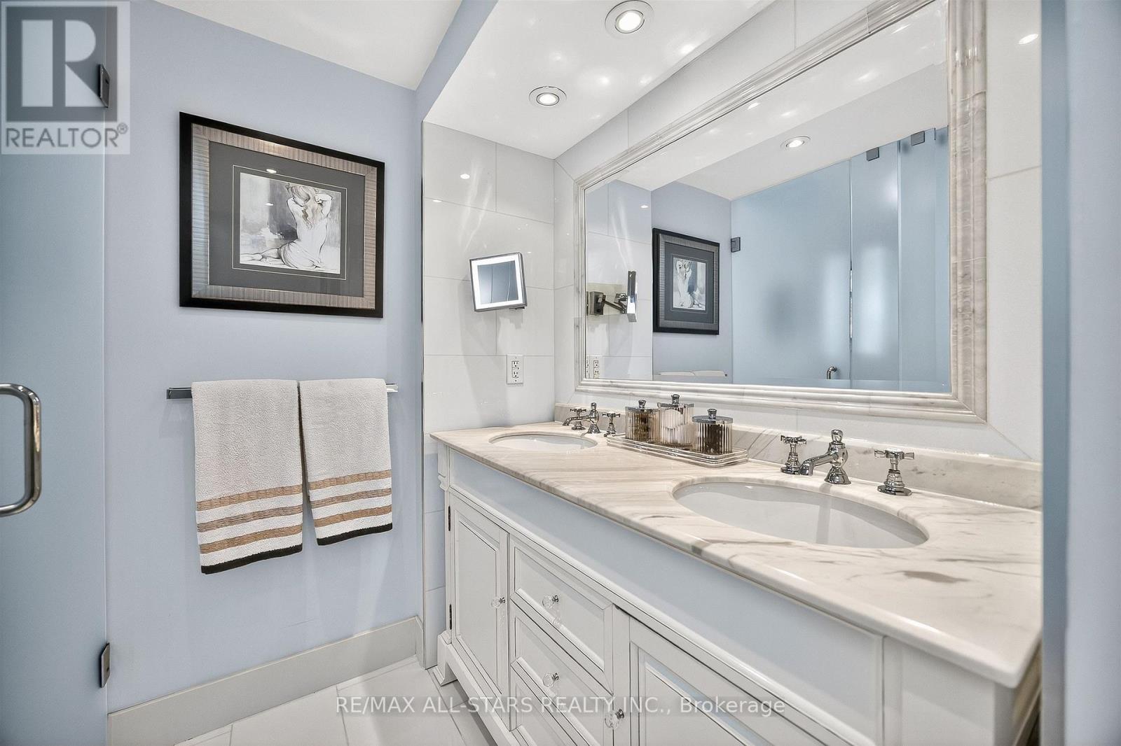 30 Edgewood Crescent, Toronto, Ontario  M4W 3A9 - Photo 26 - C13782296