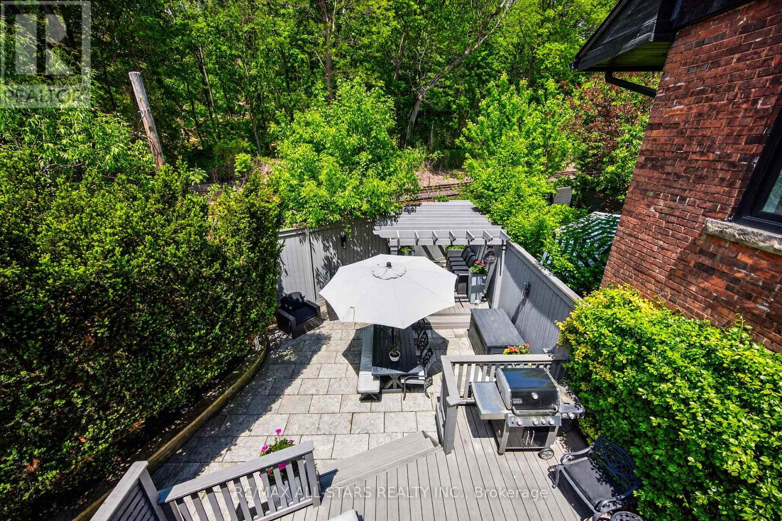 30 Edgewood Crescent, Toronto, Ontario  M4W 3A9 - Photo 31 - C13782296