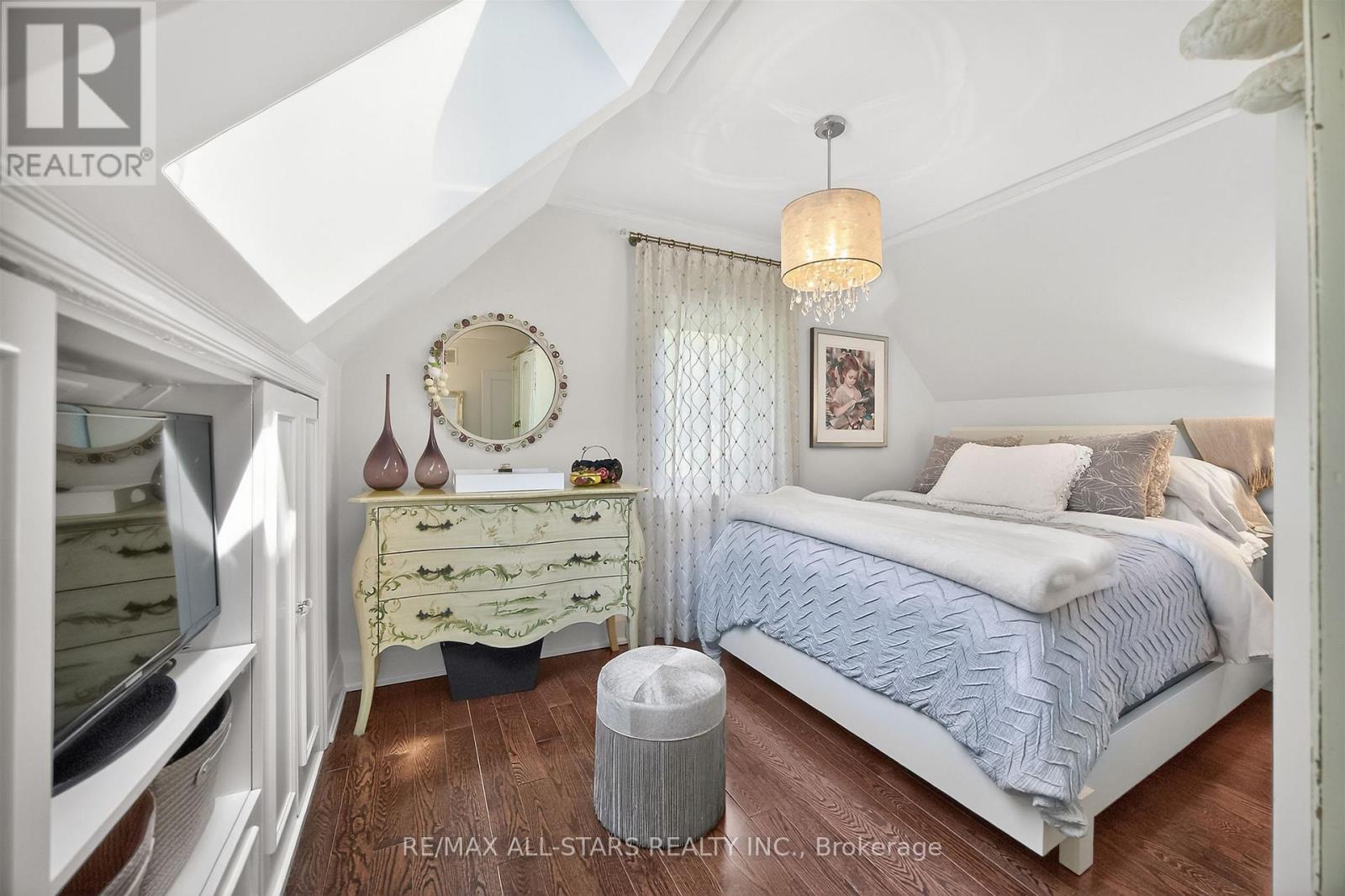 30 Edgewood Crescent, Toronto, Ontario  M4W 3A9 - Photo 36 - C13782296