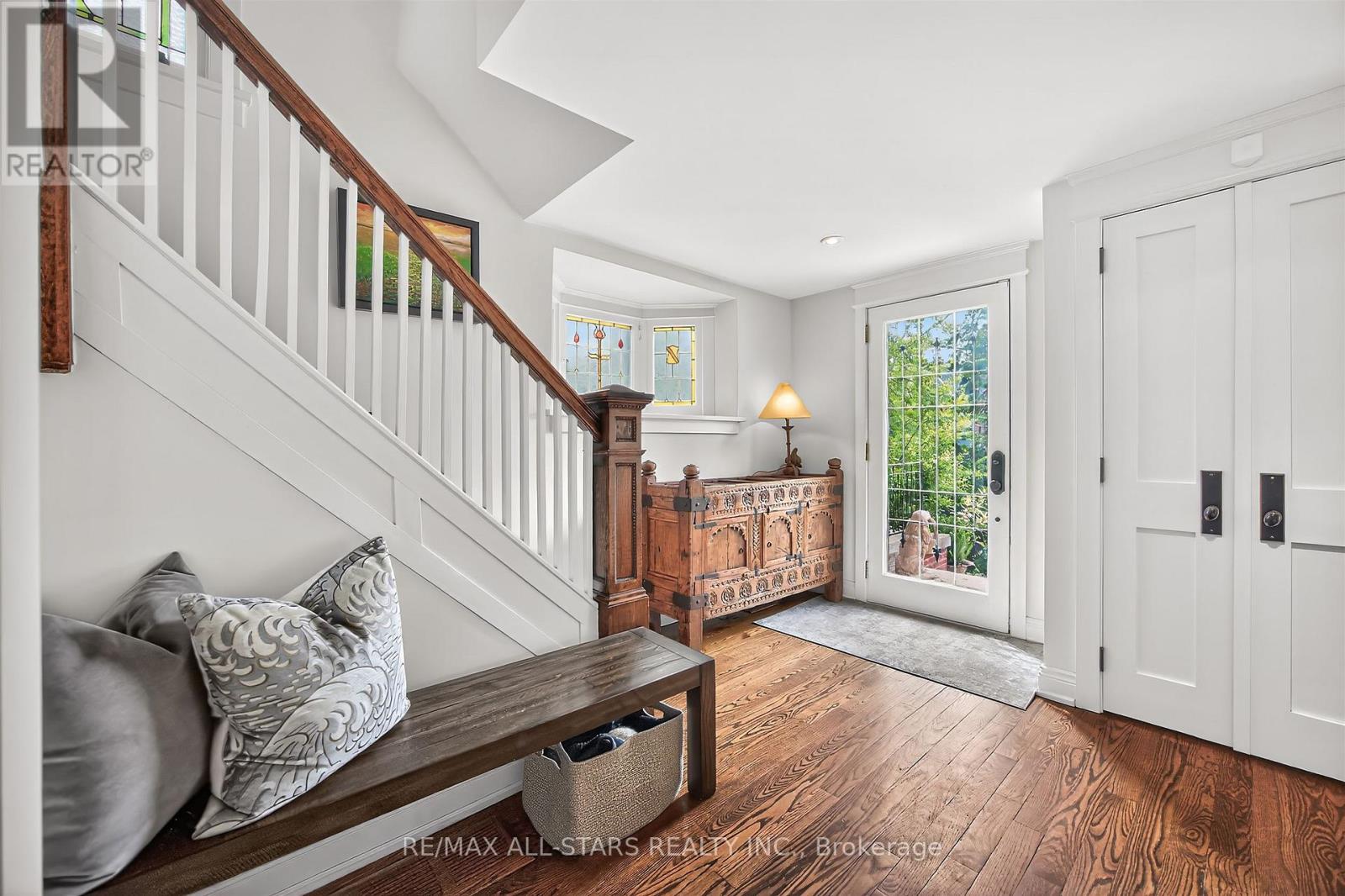 30 Edgewood Crescent, Toronto, Ontario  M4W 3A9 - Photo 5 - C13782296