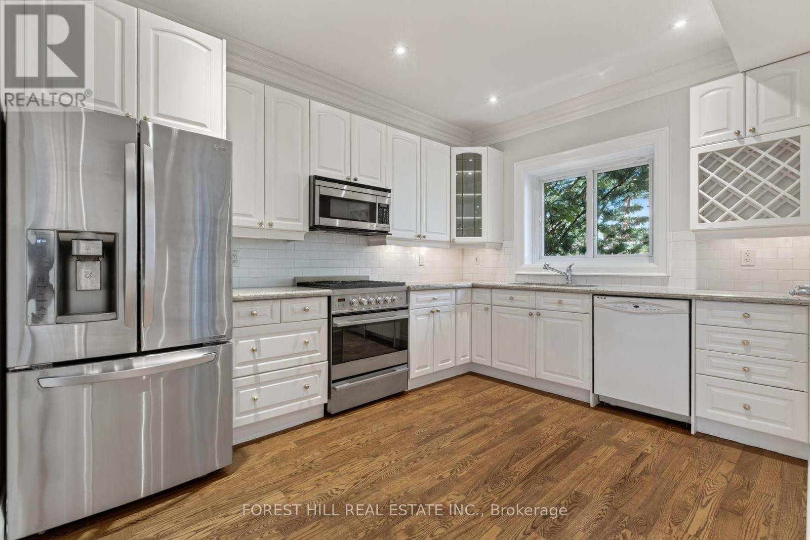 112 Rose Park Drive, Toronto, Ontario  M4T 1R5 - Photo 15 - C13782304