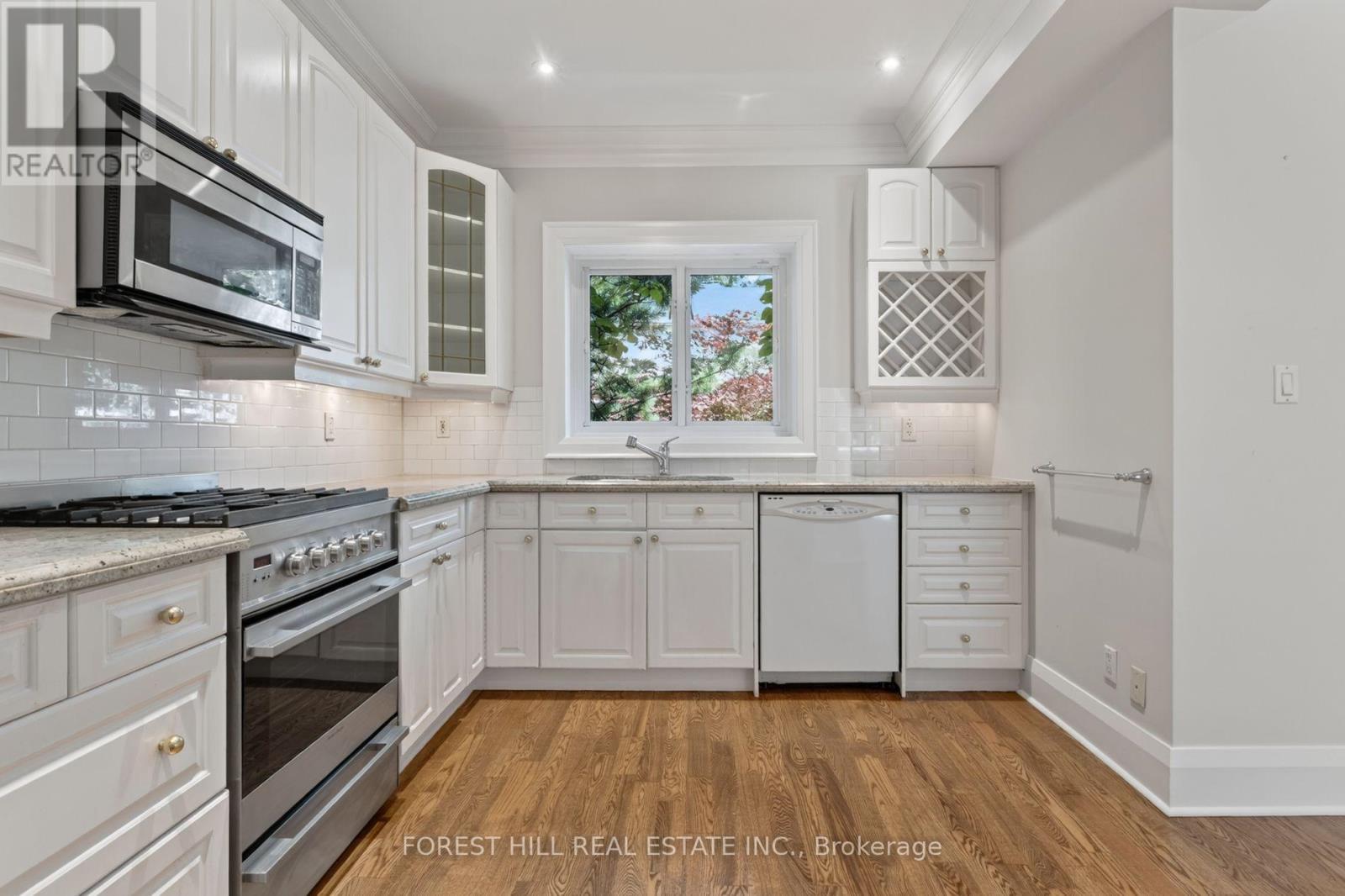 112 Rose Park Drive, Toronto, Ontario  M4T 1R5 - Photo 17 - C13782304