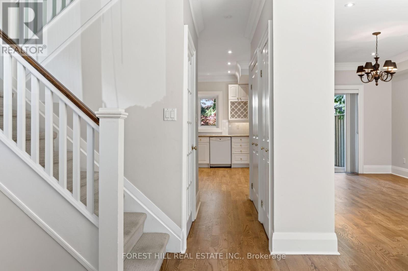 112 Rose Park Drive, Toronto, Ontario  M4T 1R5 - Photo 5 - C13782304