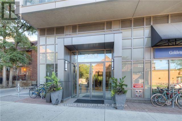 1106 - 530 St Clair Avenue W, Toronto, Ontario  M6C 0A2 - Photo 2 - C13782342