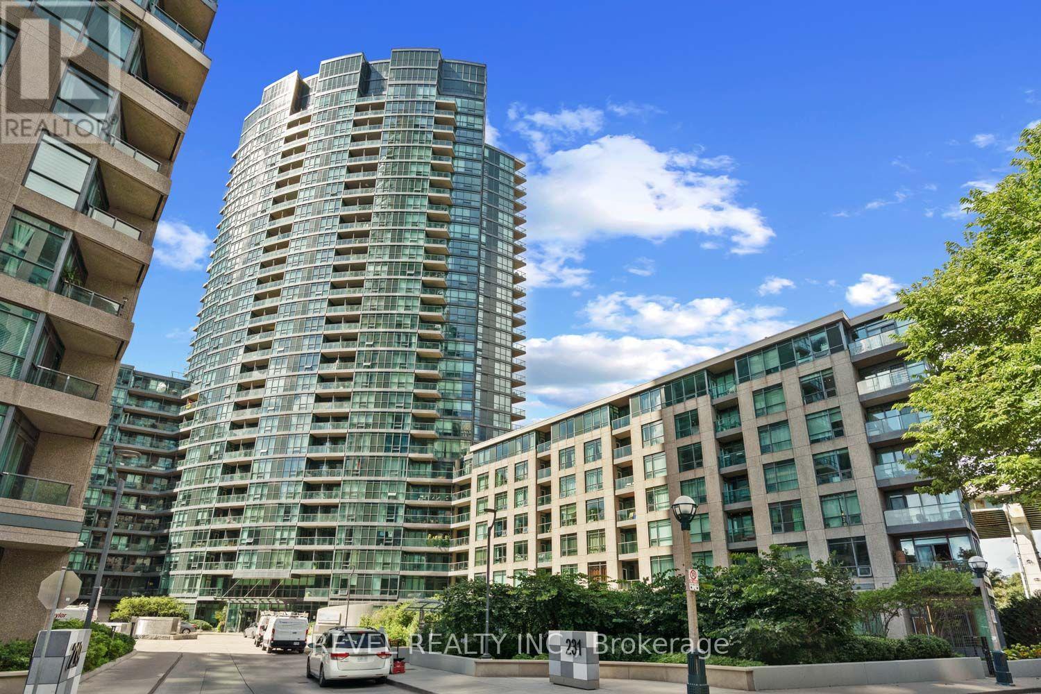 2001 - 231 FORT YORK BOULEVARD, Toronto, Ontario