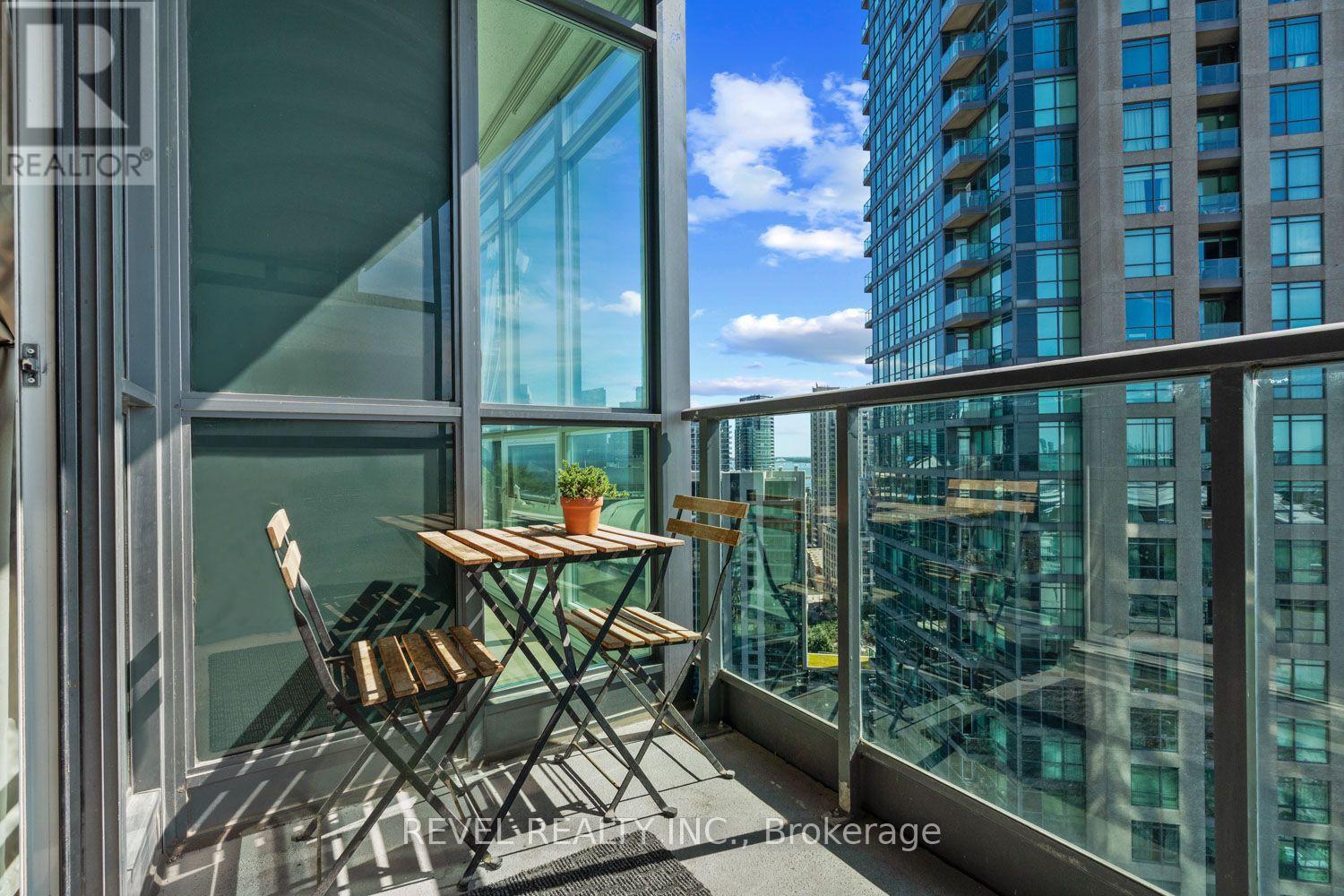 2001 - 231 Fort York Boulevard, Toronto, Ontario  M5V 1B2 - Photo 28 - C13782346