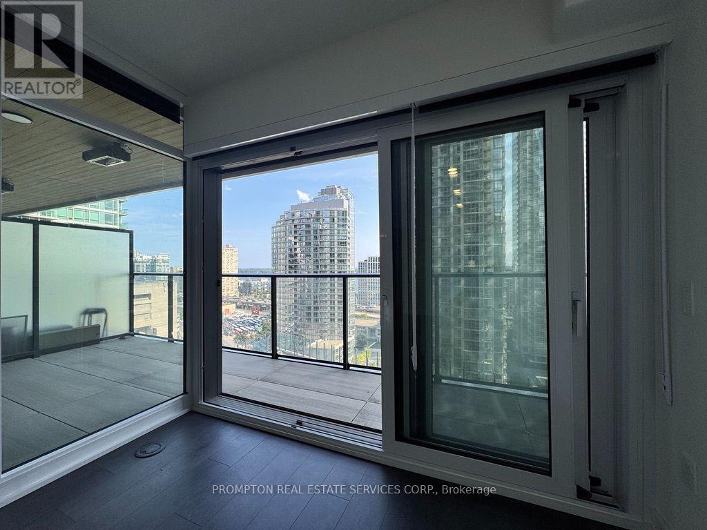 1709 - 1 Concord Cityplace Way, Toronto, Ontario  M5V 0X3 - Photo 4 - C13782352