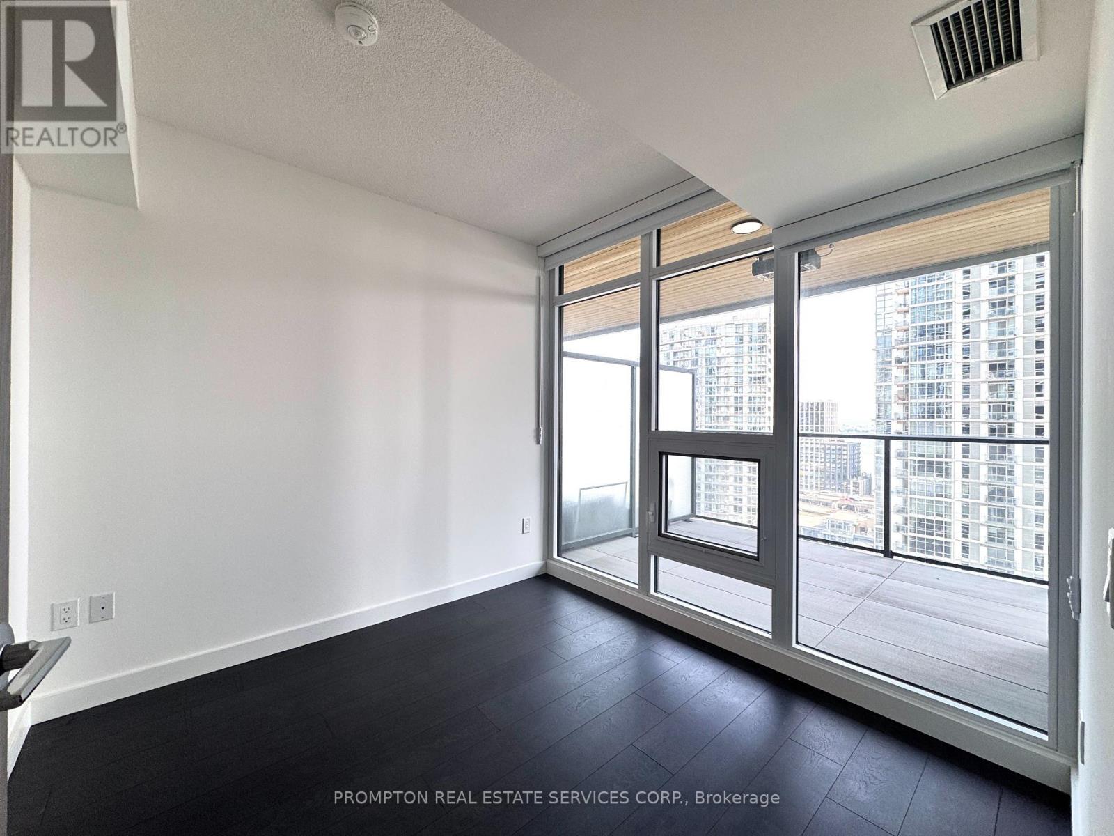 1709 - 1 Concord Cityplace Way, Toronto, Ontario  M5V 0X3 - Photo 6 - C13782352