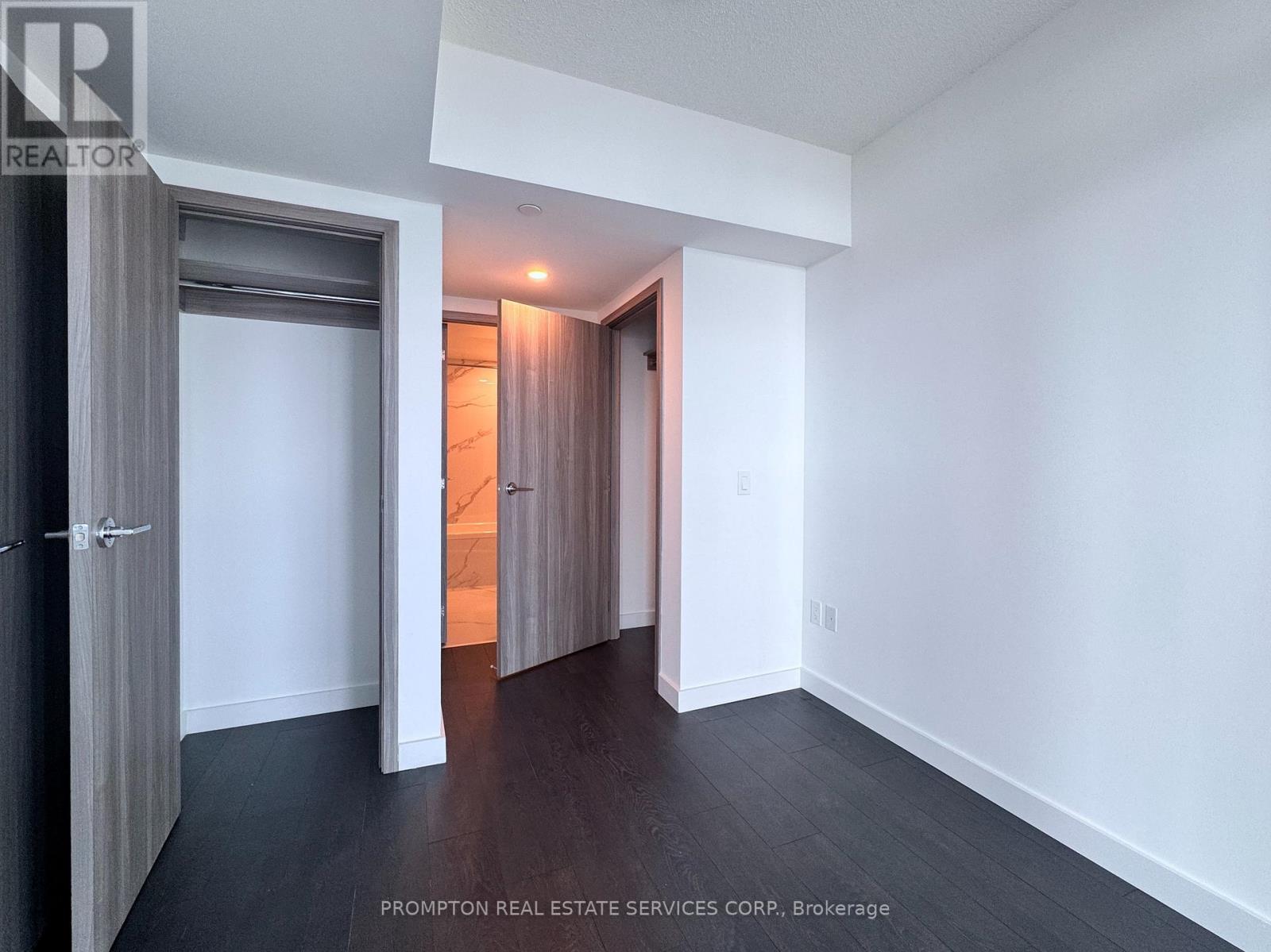 1709 - 1 Concord Cityplace Way, Toronto, Ontario  M5V 0X3 - Photo 8 - C13782352