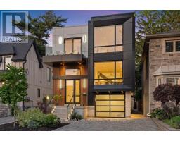 39 DERWYN ROAD, Toronto, Ontario