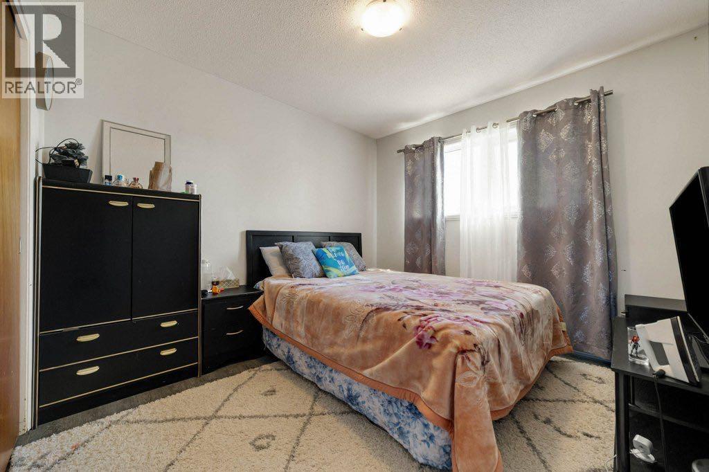 3319 - 3321 5a Avenue S, Lethbridge, Alberta  T1J 0Y4 - Photo 23 - A2341134